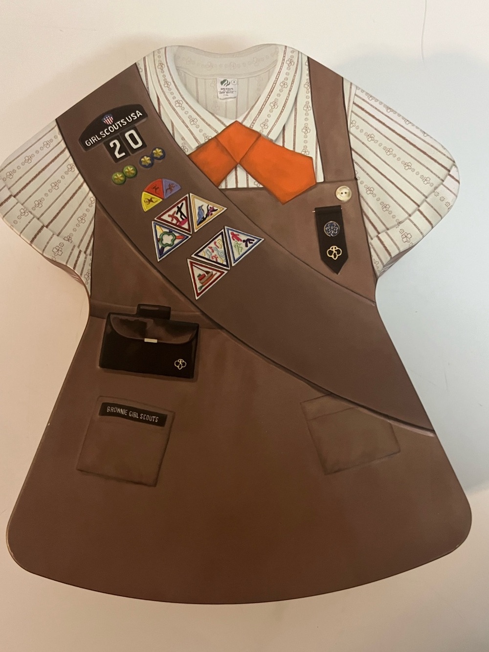 2020 Girl Scouts Brownie Uniform Shaped Tin by Ashdon Farms‎ Collectible GSUSA
